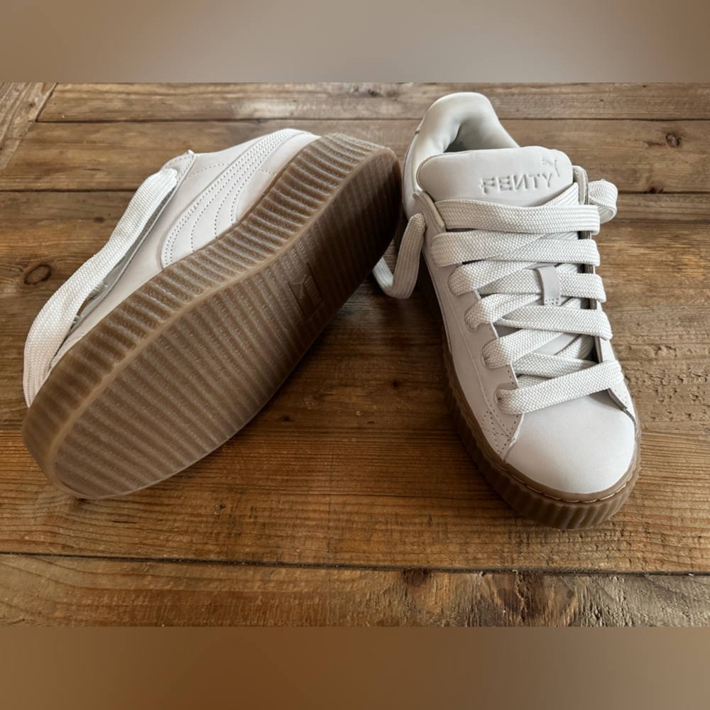 Fenty Puma Creeper Phatty Nubuck Warm White Puma Gold Gum Women’s Size 8.5 - Picture 11 of 12